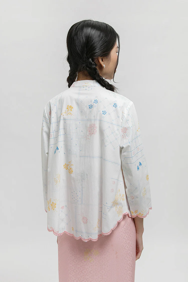 Aditi Rekah Putih - Image 4