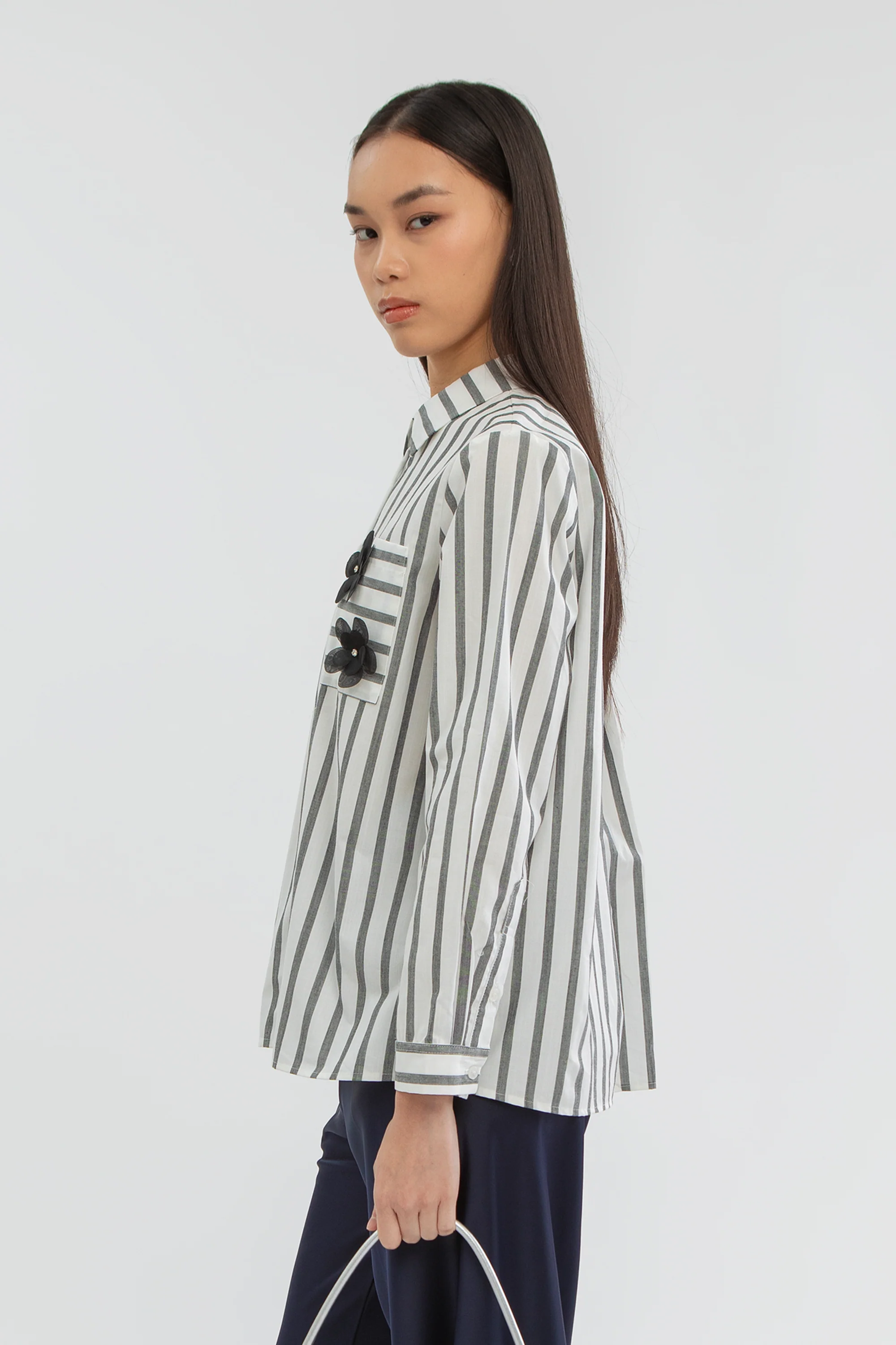 Black Striped Nuha - Image 3