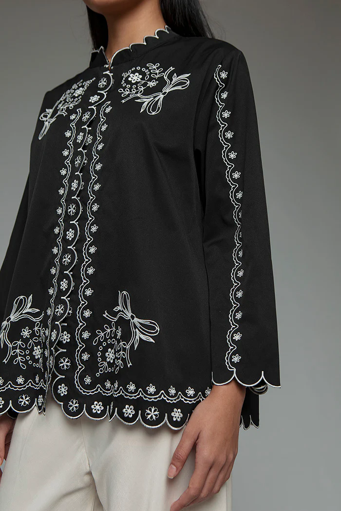 Black Zila - Image 7
