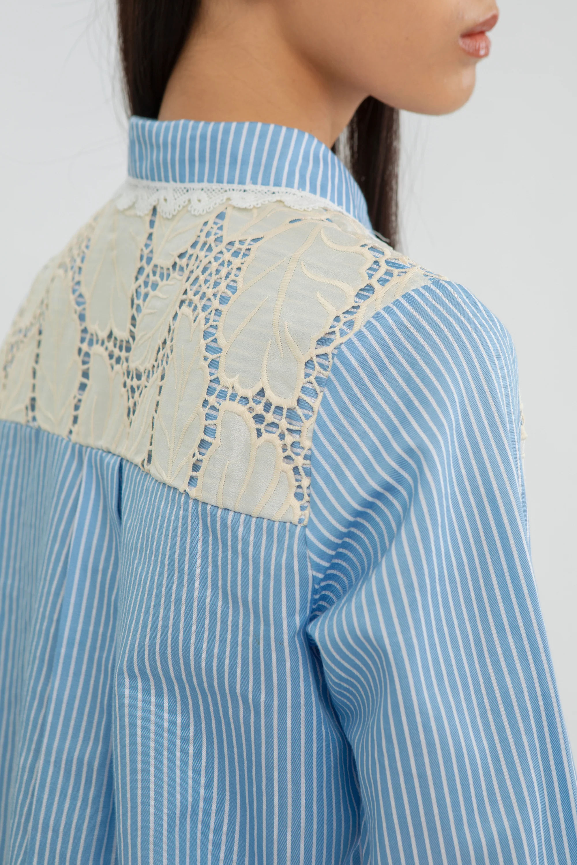 Cream Laced Zavi - Image 6