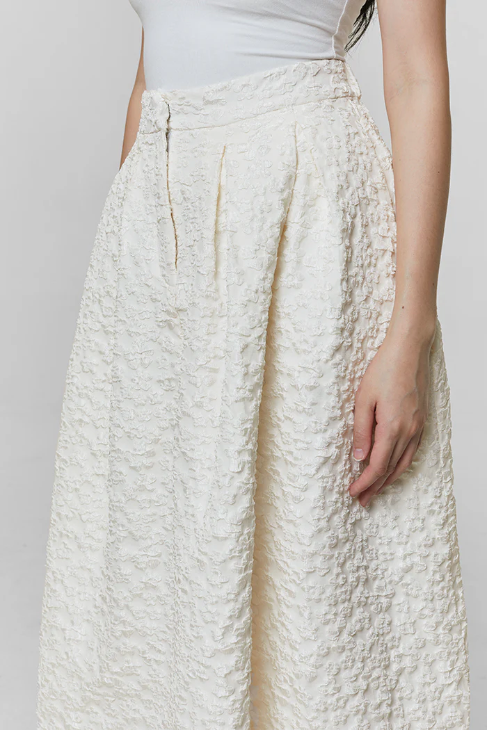 Cream Larna - Image 6