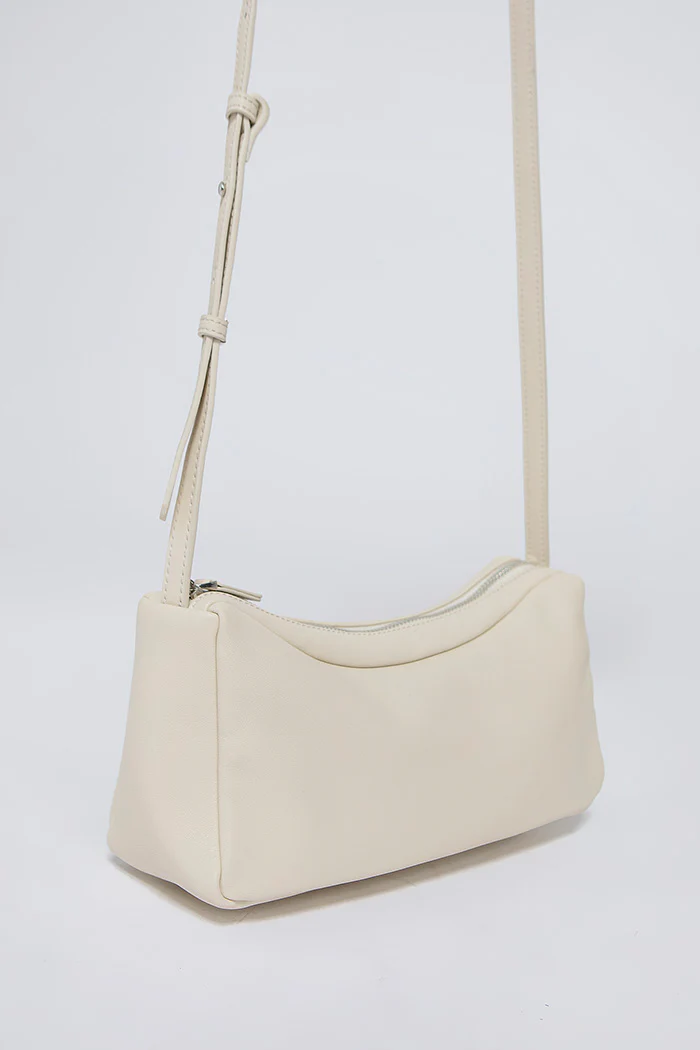 Ivory Loma - Image 3