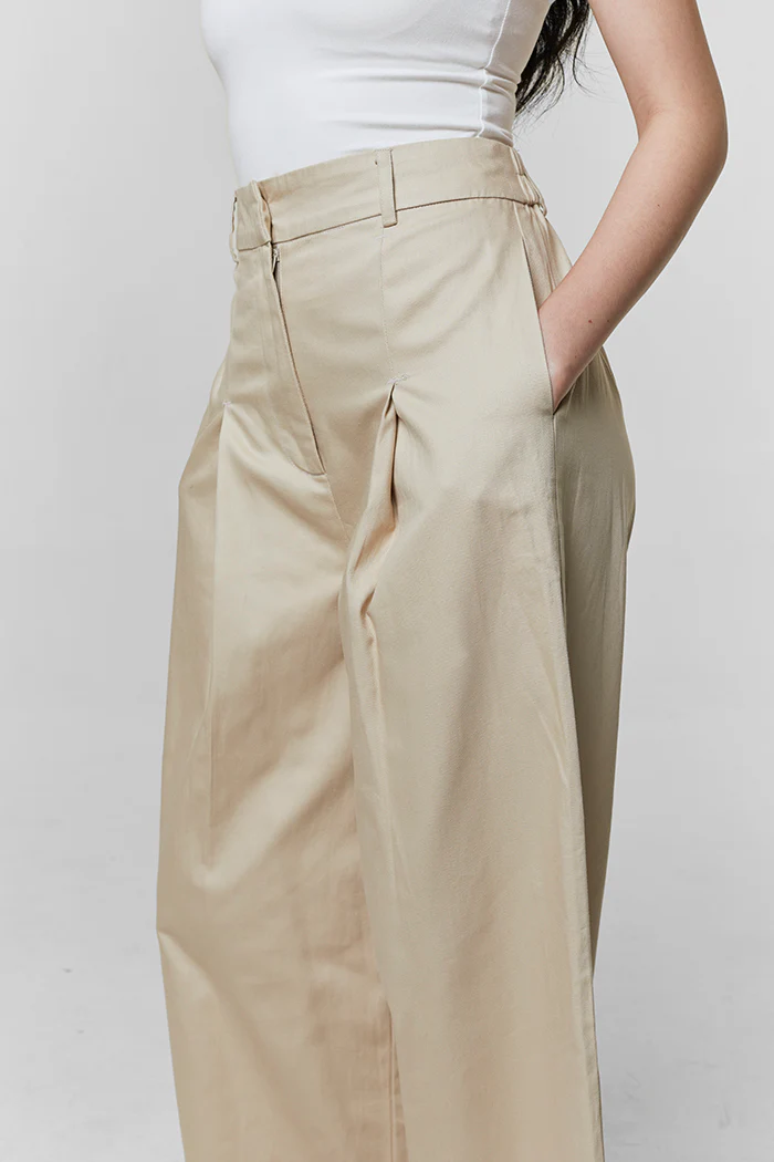 Khaki Aisla - Image 5
