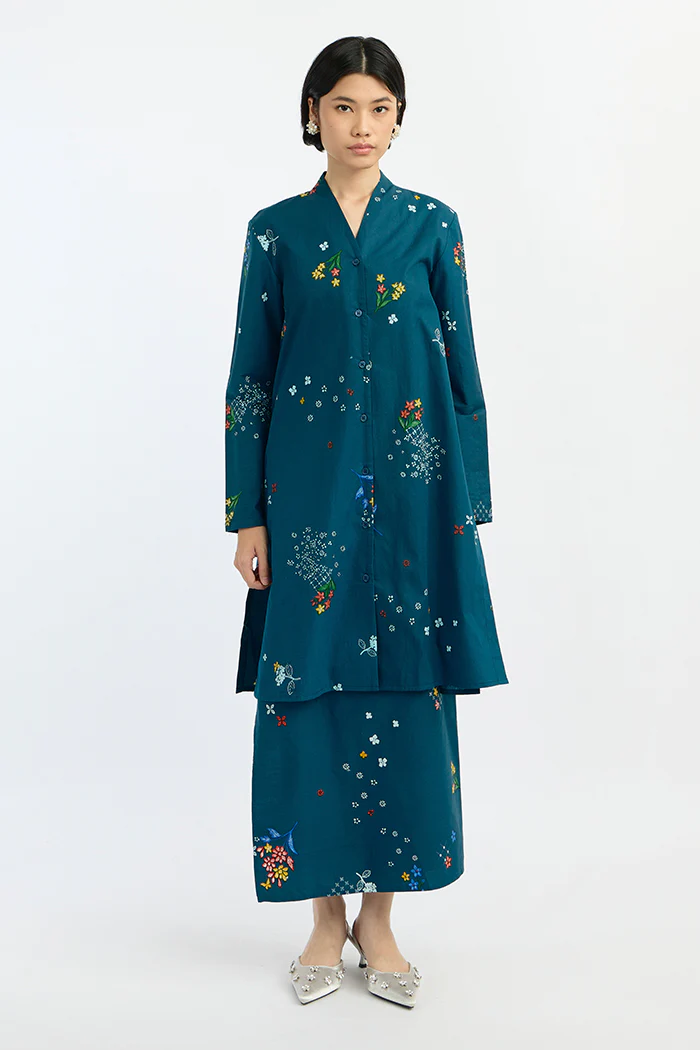 Laksmi Puspa Biru - Image 8