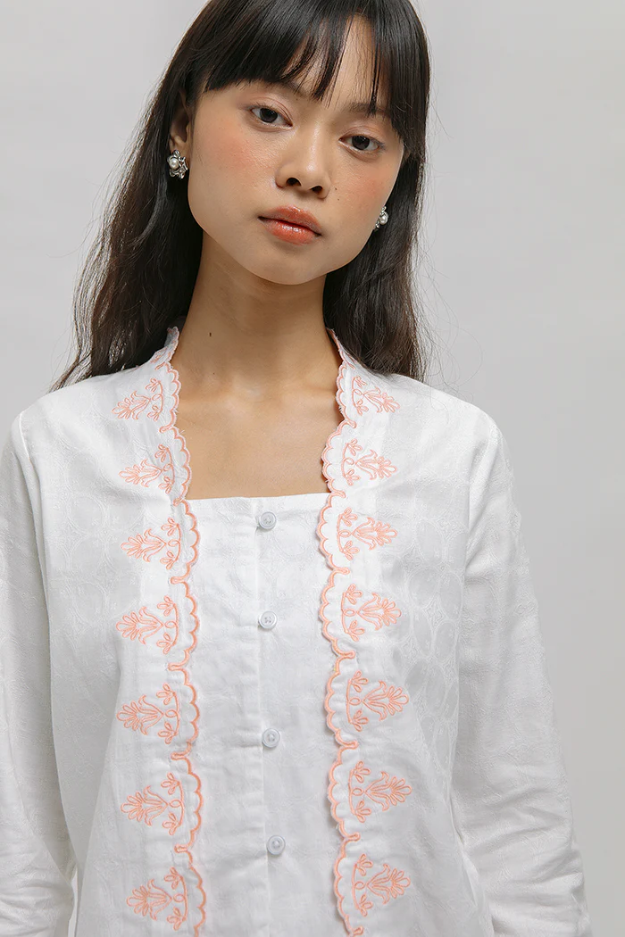Latika Putih - Image 5