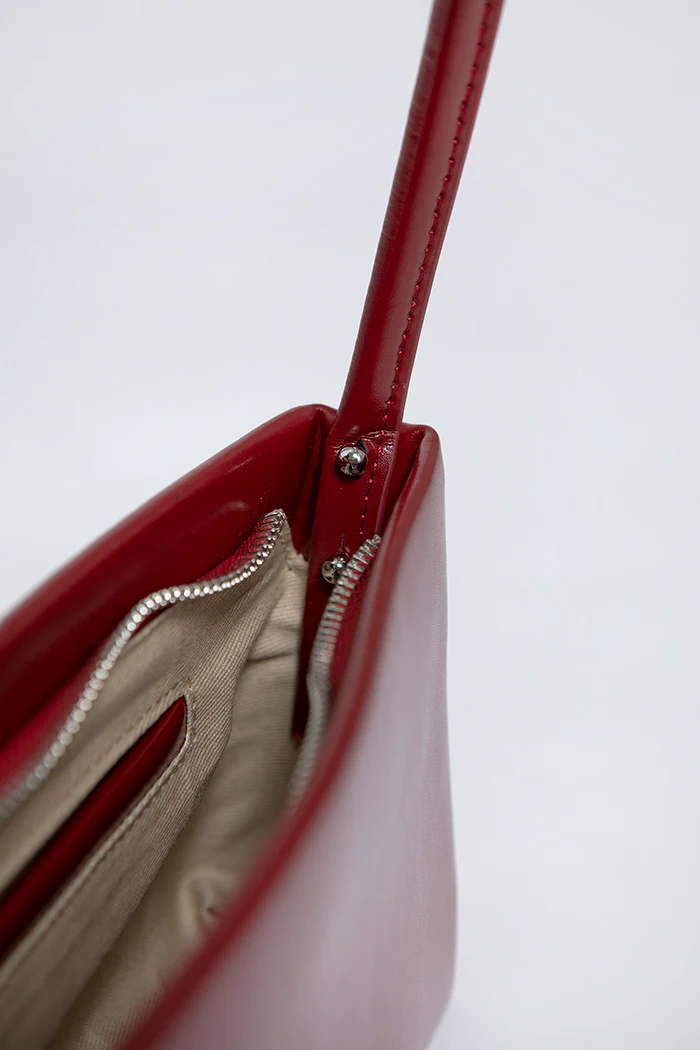 Maroon Alto - Image 6