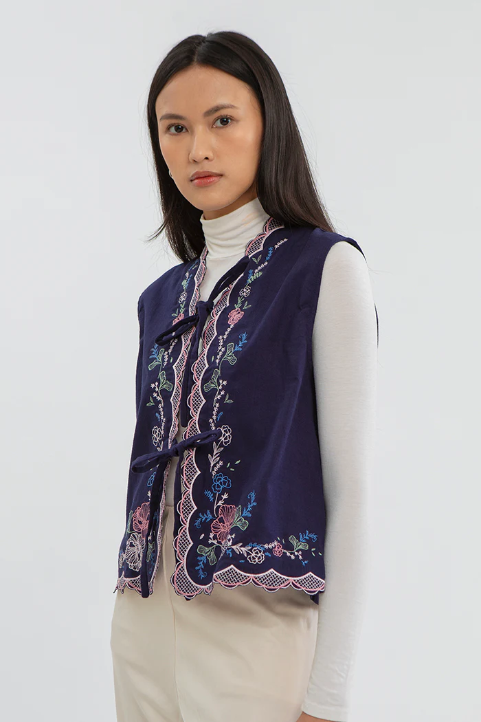 Navy Bria - Image 4