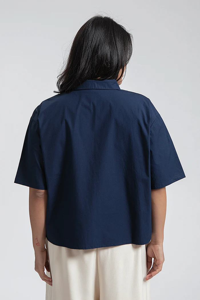 Navy Embroidery Amur - Image 4