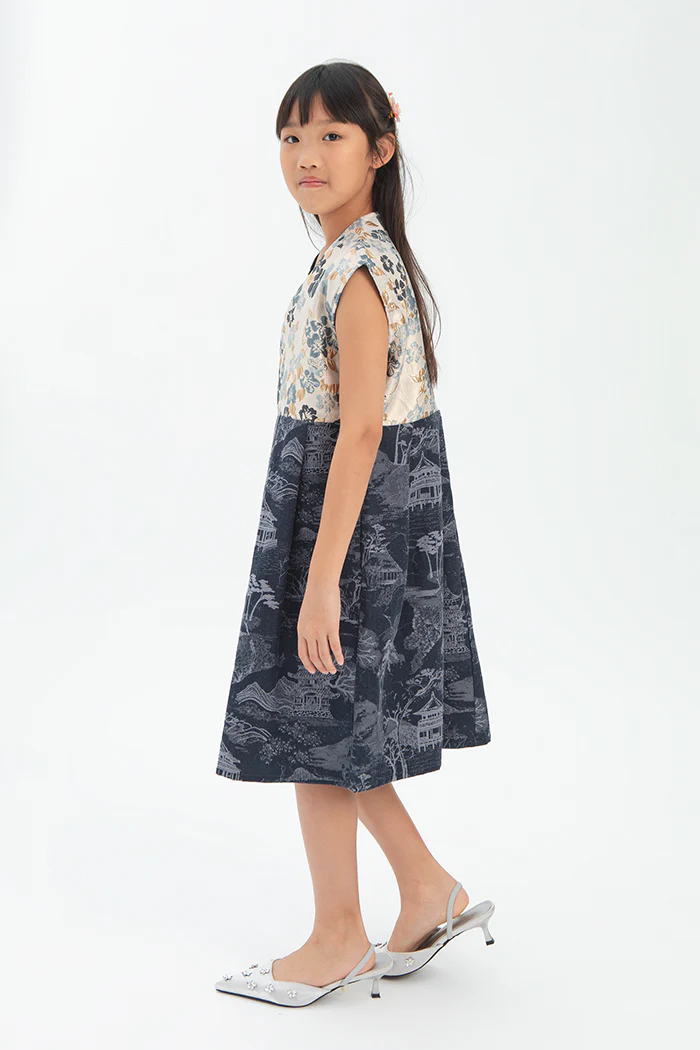 Navy Floral Riri - Image 2