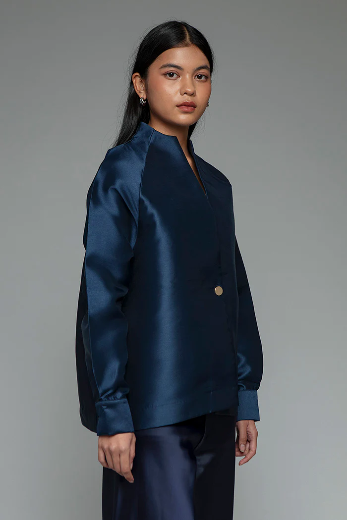 Navy Isra - Image 3
