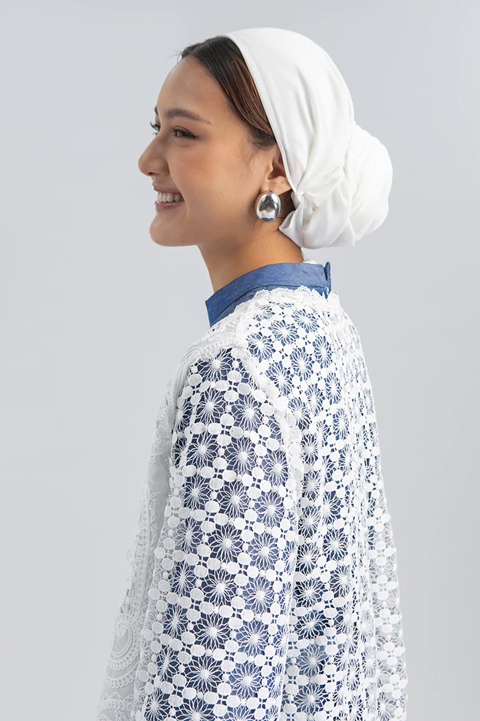 Off-white Embroidered Anara - Image 7
