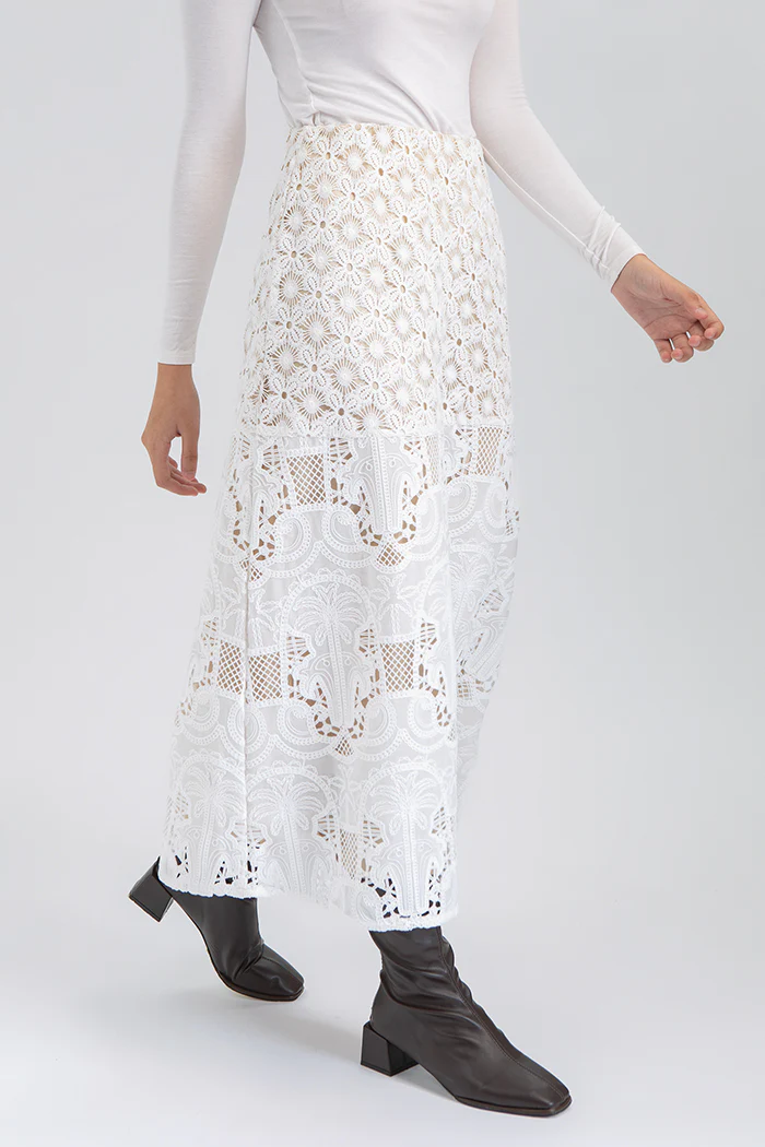Off-white Embroidered Benna - Image 5