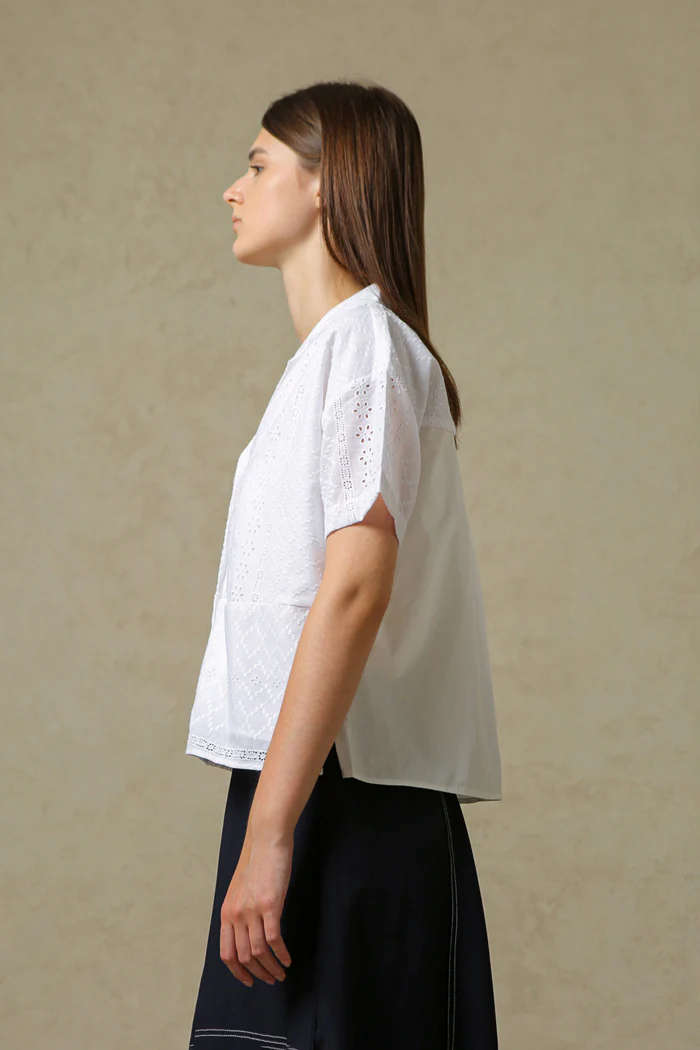 Off-white Embroidery Cardin - Image 4