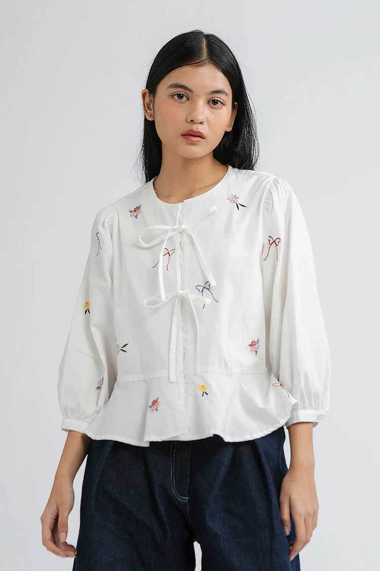 Off-white Floral Karila - Image 3