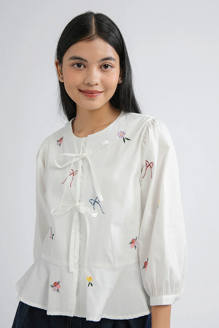 Off-white Floral Karila - Image 5