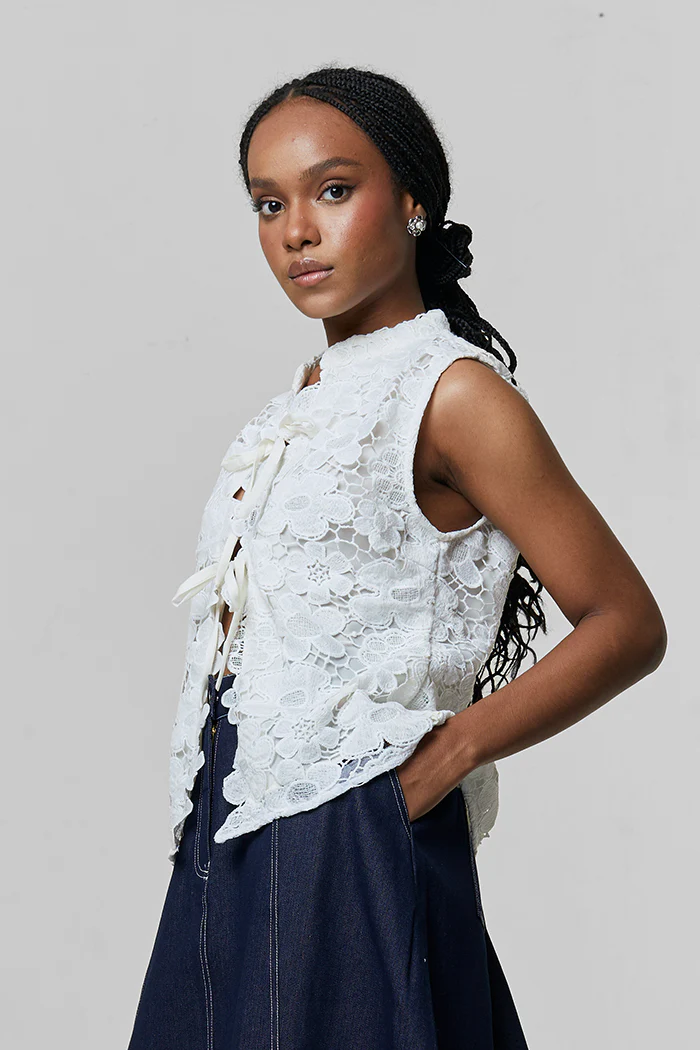 Off-white Floral Leya - Image 3