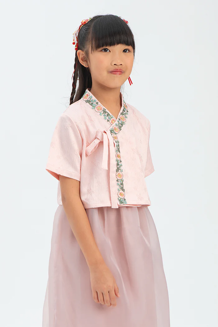 Pink Fang - Image 3