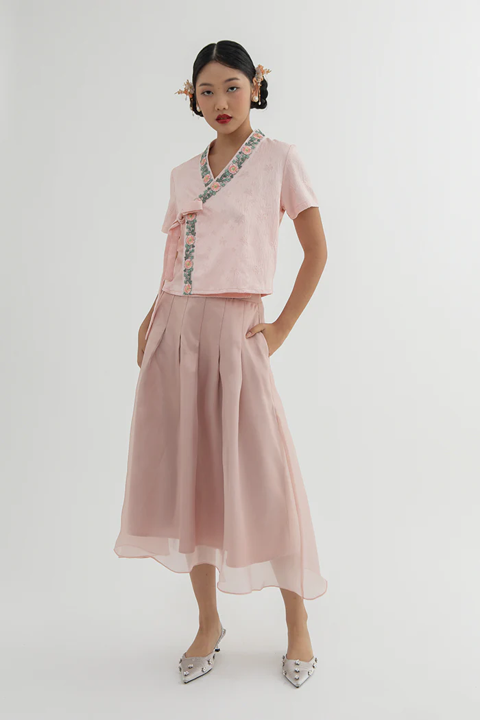 Pink Qian - Image 5