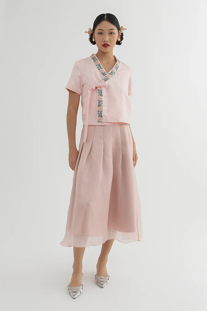 Pink Qian - Image 6