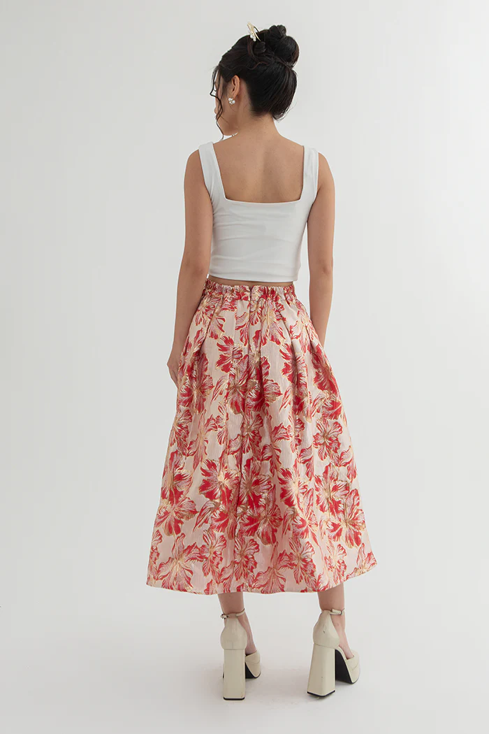 Red Floral Lira - Image 4